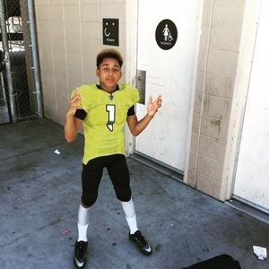 Meet your Posher, Damonte